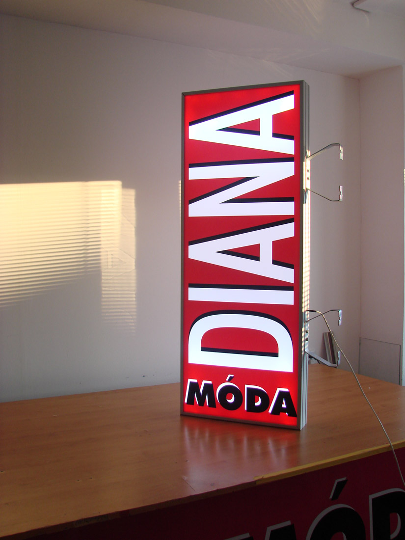 Lord Reklama - Diana - svetelný nápis